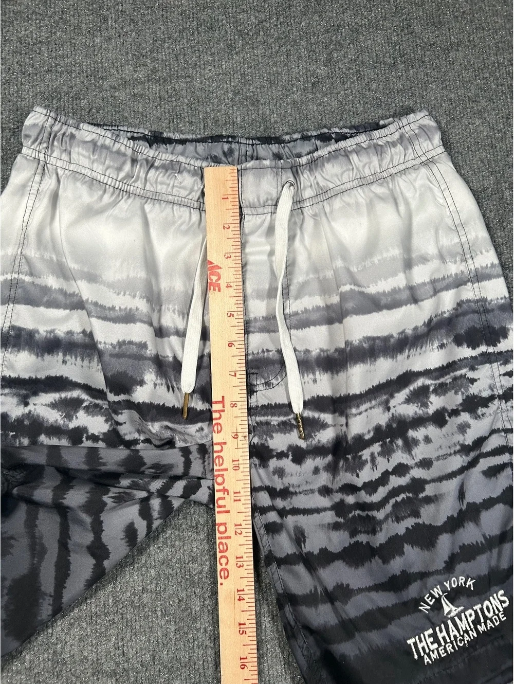 Ohiopyle Men's Black and White Tie-Dye Shorts with Drawstring Waist, Size Large